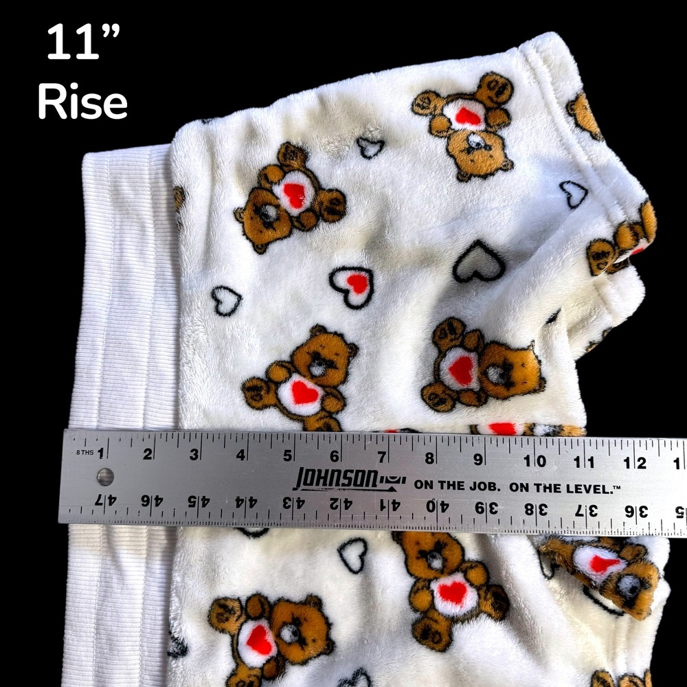 Care Bears Fuzzy Plush Shorts XS Women's White Teddy Bear Hearts Lounge - Picture 11 of 11